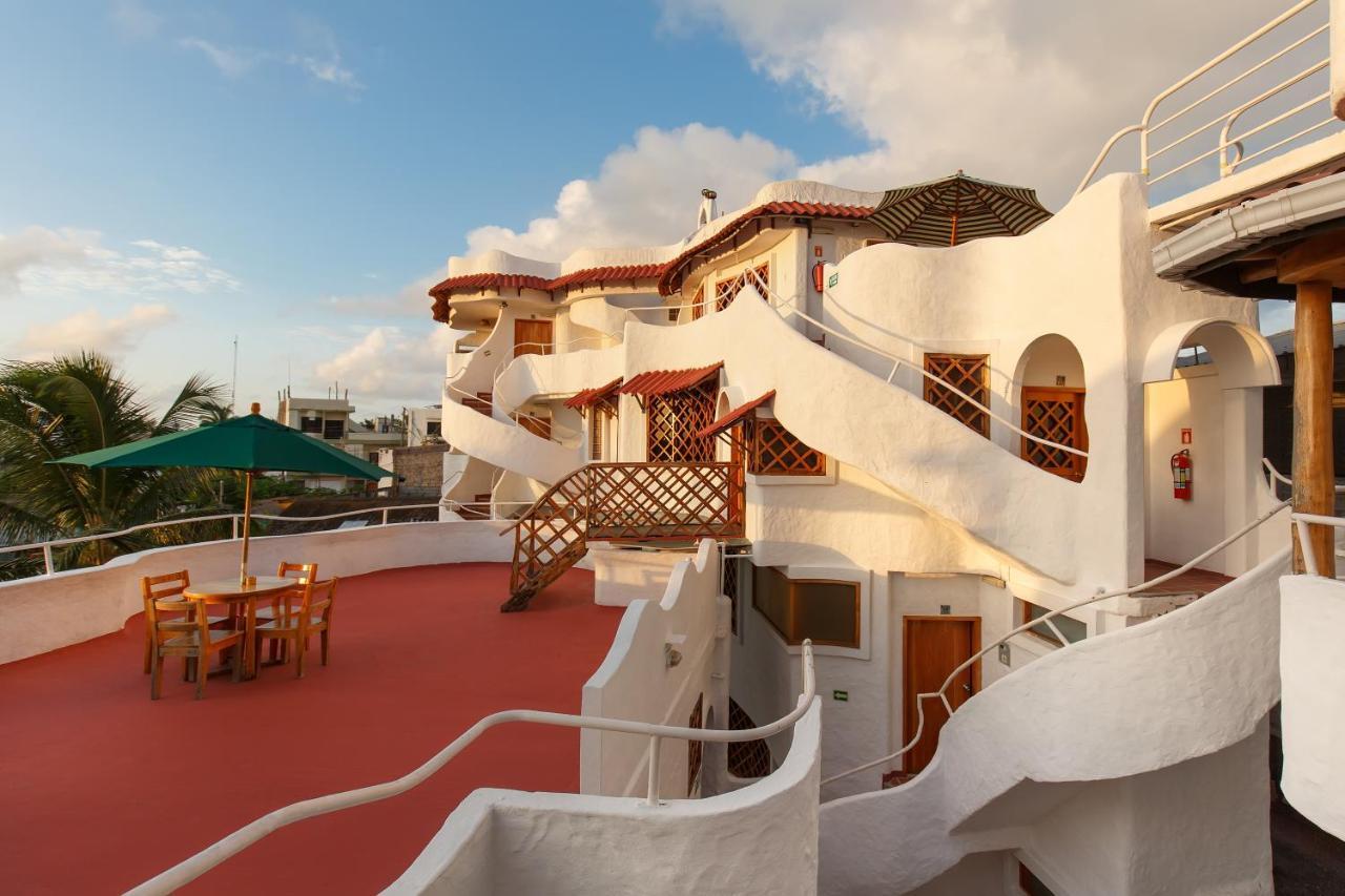 Hotel Mainao Puerto Ayora  Exterior photo