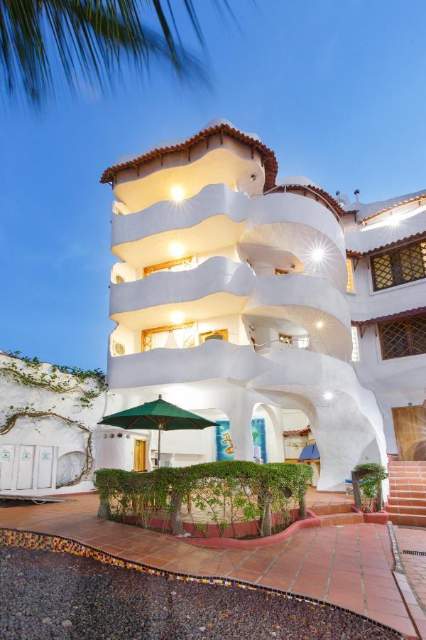Hotel Mainao Puerto Ayora  Exterior photo